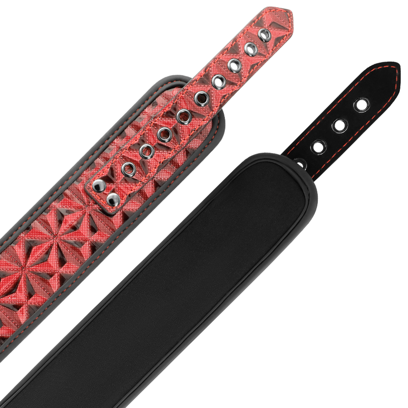BEGME - COLLIER ÉDITION ROUGE AVEC PINCES TETONS AVEC DOUBLURE EN NÉOPRÈNE